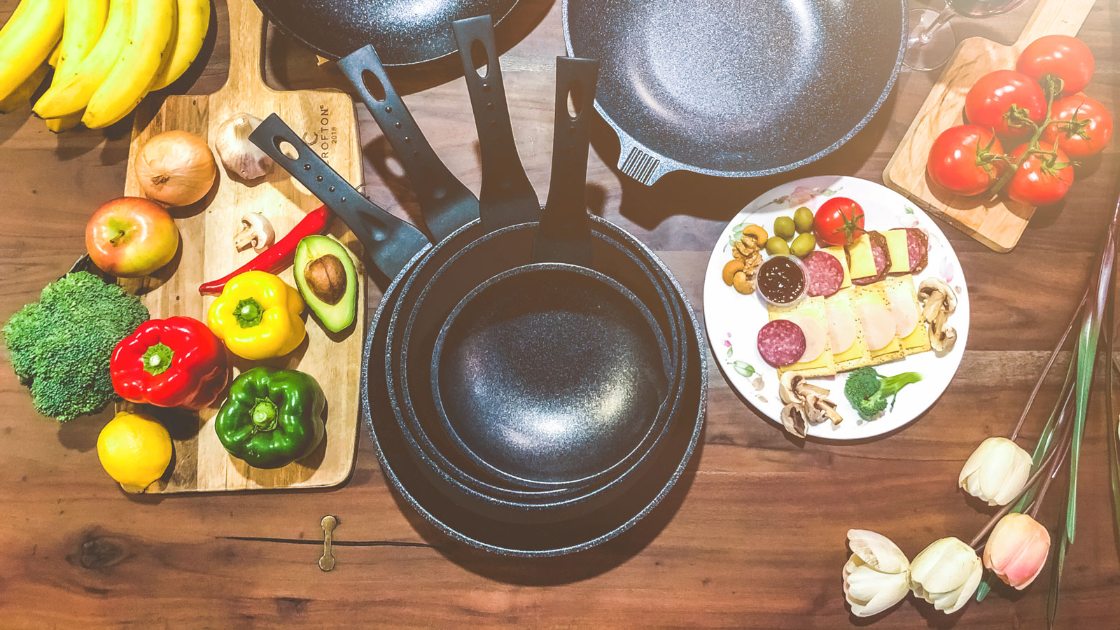 PFOA Free Non-stick.